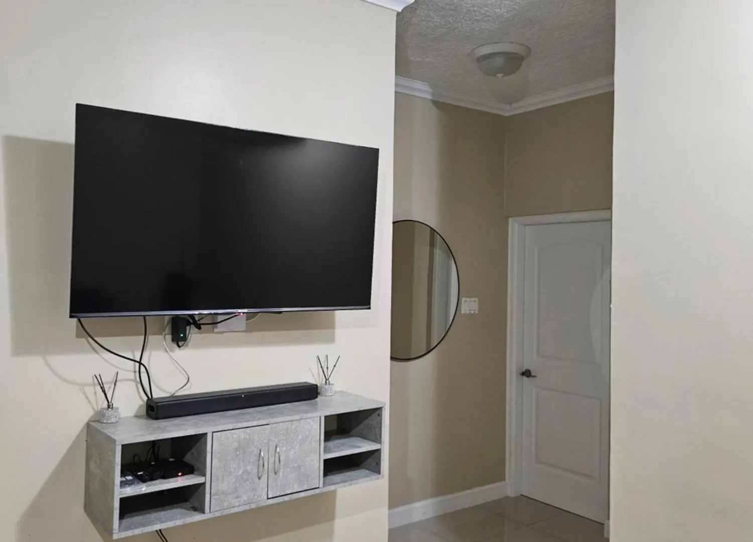 Apartment Ramzie'S Place Kingston Jamaica